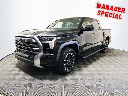 Used 2025 Toyota Tundra Limited AWD/4WD image 4