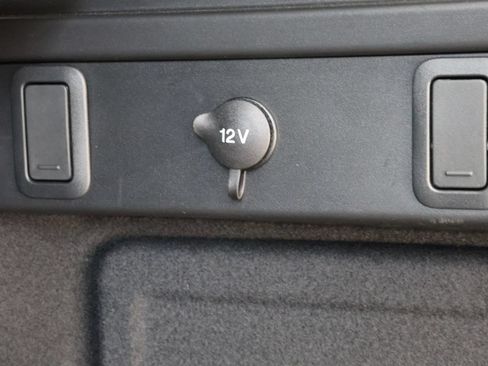 Used 2026 Land Rover Range Rover Velar S AWD/4WD image 12
