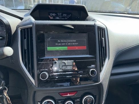 Used 2023 Subaru Crosstrek 2.0i image 6