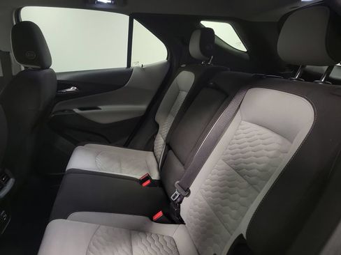 Used 2020 Chevrolet Equinox LT w/ LPO, Floor Liner Package AWD/4WD image 21