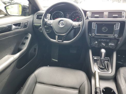 Used 2018 Volkswagen Jetta Sedan FWD image 14