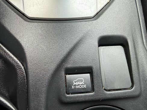 Used 2021 Subaru Crosstrek 2.0i AWD/4WD image 16