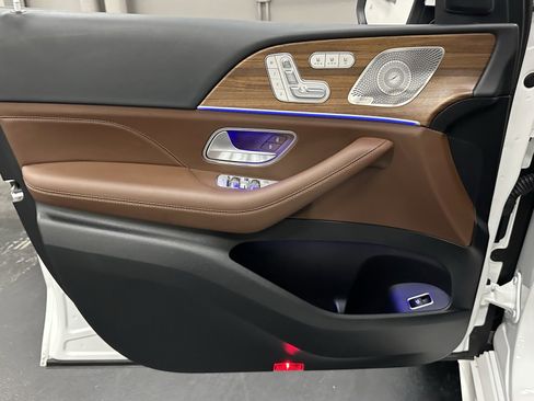 Certified 2025 Mercedes-Benz GLS 450 GLS 450 image 18