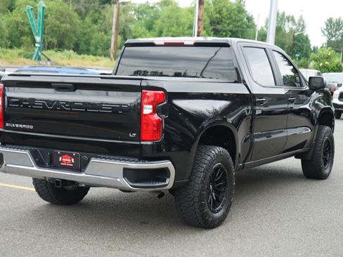 Used 2020 Chevrolet Silverado 1500 LT AWD/4WD image 5