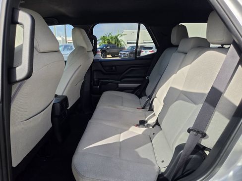 Used 2025 Toyota 4Runner SR5 RWD image 28