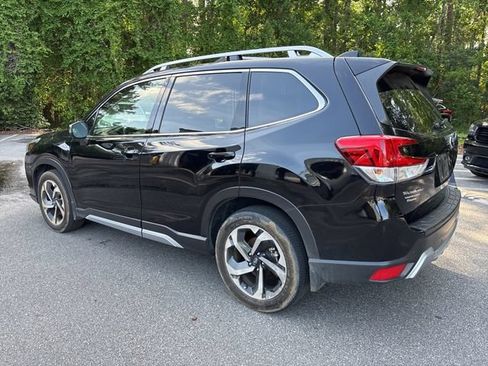 Used 2022 Subaru Forester Touring w/ Popular Package #3 AWD/4WD image 25