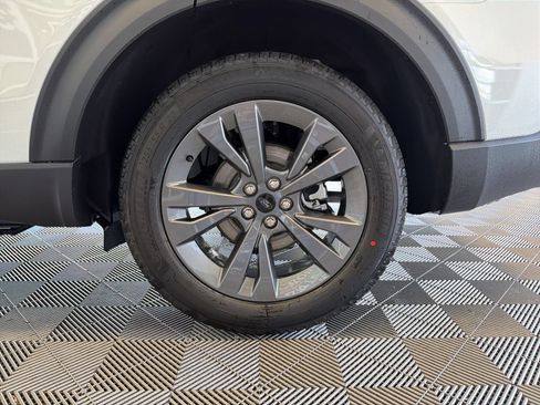 New 2026 Ford Explorer Active w/ Active Comfort Package AWD/4WD image 9