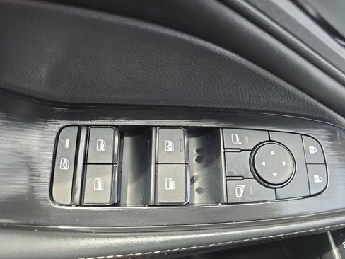New 2026 Nissan Rogue SV AWD/4WD image 30