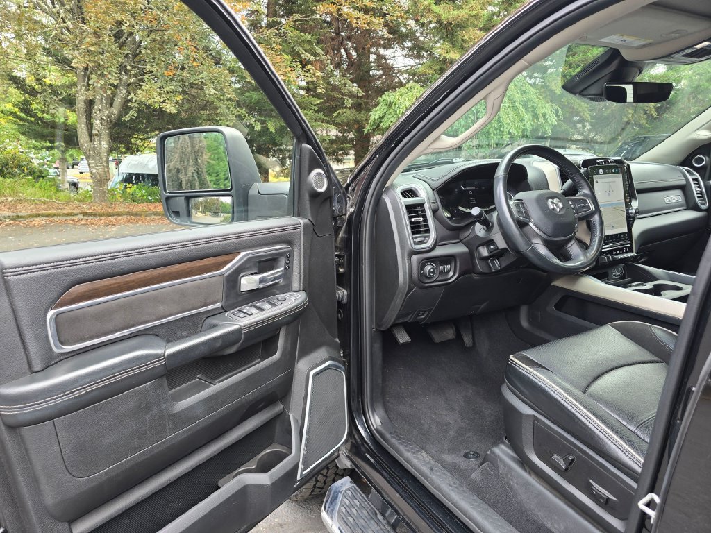 Used 2024 RAM 2500 Laramie w/ Safety Group AWD/4WD image 7
