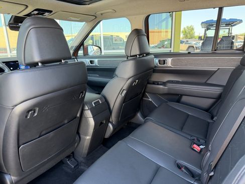 Used 2024 Hyundai Santa Fe Limited FWD image 36