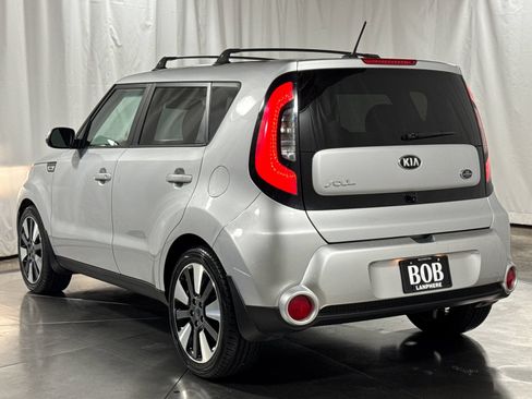 Used 2014 Kia Soul ! FWD image 9