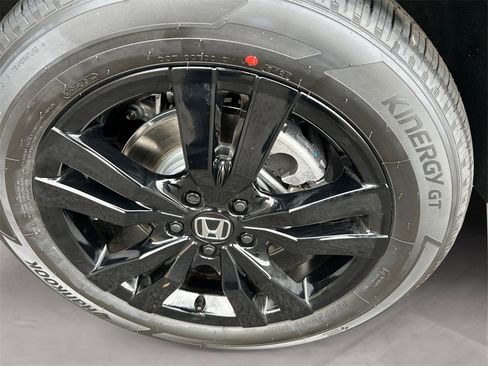 New 2026 Honda HR-V Sport image 14