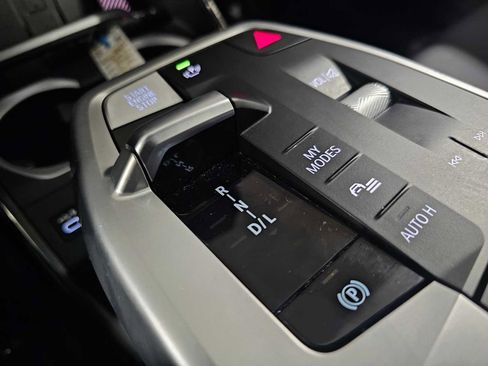 Used 2023 BMW X1 xDrive28i w/ Premium Package image 27