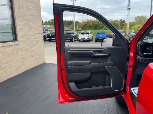 Used 2023 Chevrolet Silverado 1500 LT image 19