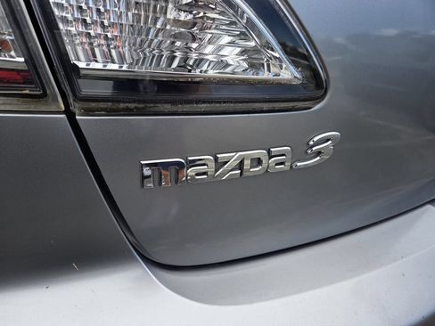 Used 2013 MAZDA MAZDA3 i SV w/ Convenience Pkg FWD image 4