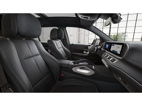New 2026 Mercedes-Benz GLS 450 4MATIC image 4