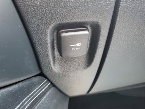 Used 2021 Dodge Durango SXT image 21