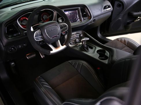 Used 2023 Dodge Challenger SRT Hellcat Redeye RWD image 13
