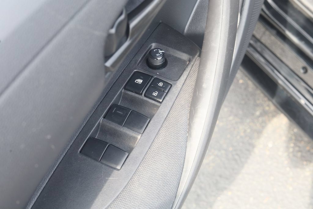 Certified 2024 Toyota Corolla LE FWD image 10