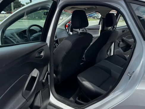 Used 2014 Ford Focus S FWD image 22