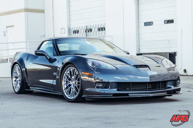 Used 2009 Chevrolet Corvette ZR1 w/ Preferred Equipment Group RWD image 9