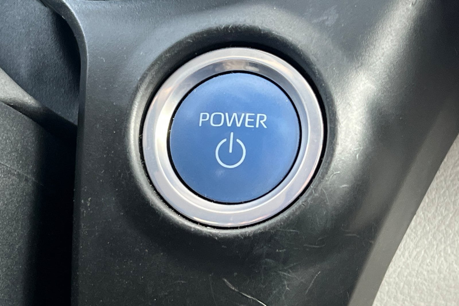 Used 2024 Toyota Sienna XLE FWD image 23