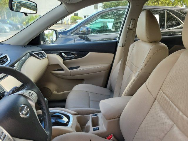 Used 2016 Nissan Rogue SL FWD image 19
