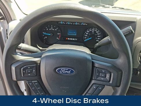 Used 2024 Ford E-450 and Econoline 450 Super Duty RWD image 4