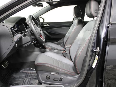 Used 2025 Volkswagen Jetta GLI Autobahn FWD image 8