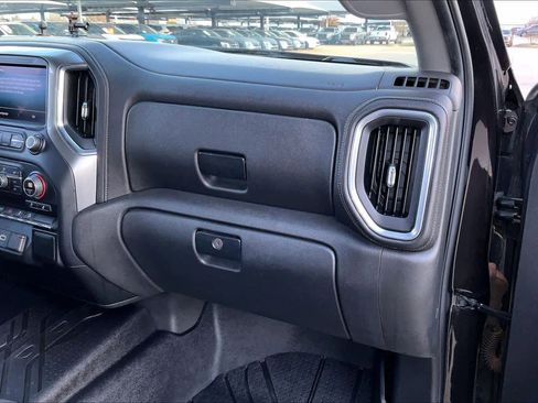 Used 2019 Chevrolet Silverado 1500 LT w/ Texas Edition image 15