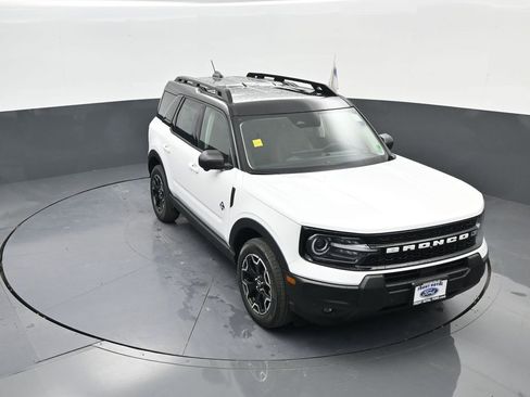 New 2025 Ford Bronco Sport Outer Banks w/ Outer Banks Tech Package+ image 41