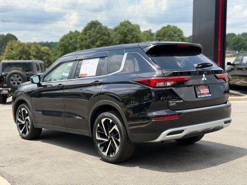 Used 2024 Mitsubishi Outlander SE FWD image 12