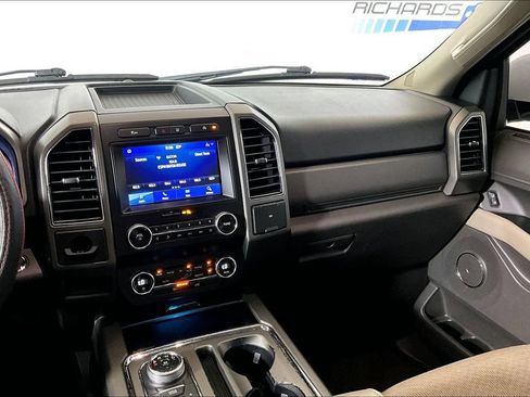 Used 2021 Ford Expedition XLT RWD image 5