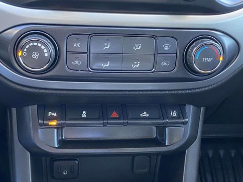 Used 2021 Chevrolet Colorado LT w/ Fleet Safety Package image 24