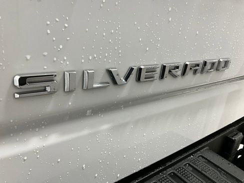 Used 2022 Chevrolet Silverado 1500 LTZ w/ LTZ Premium Package image 8