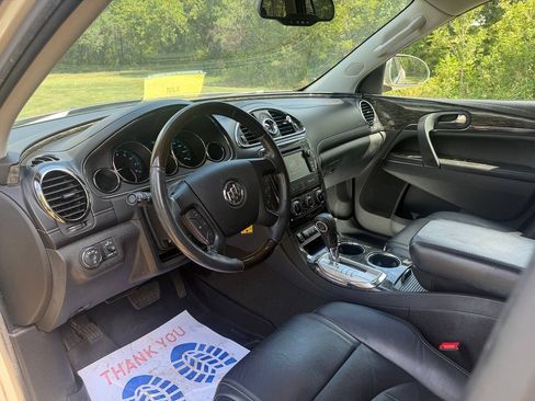 Used 2013 Buick Enclave Leather FWD image 9