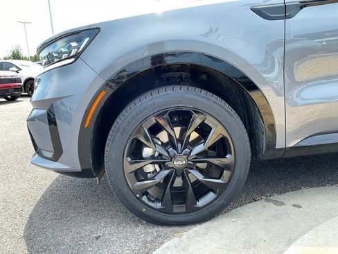 Used 2023 Kia Sorento SX AWD/4WD image 31