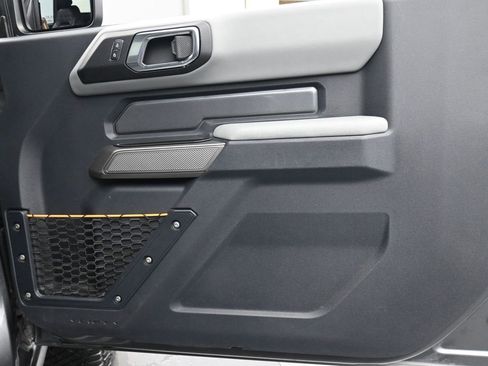 Used 2021 Ford Bronco Badlands image 24