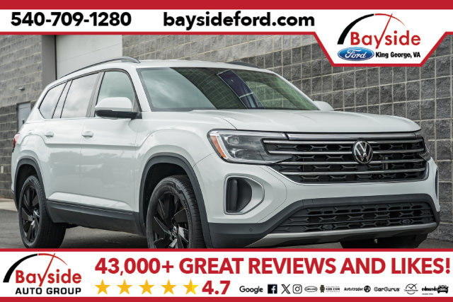Used 2025 Volkswagen Atlas SE AWD/4WD image 1