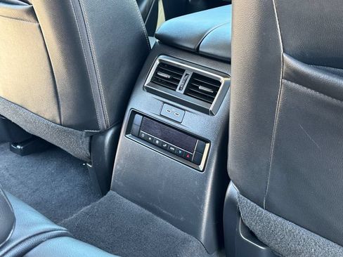 Certified 2025 MAZDA CX-70 Plug-In Hybrid w/ Premium Pkg AWD/4WD image 22