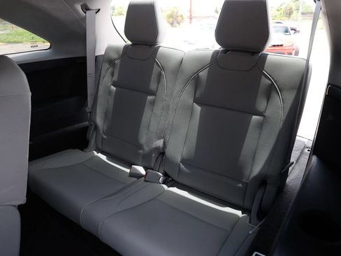 Used 2018 Acura MDX SH-AWD image 18