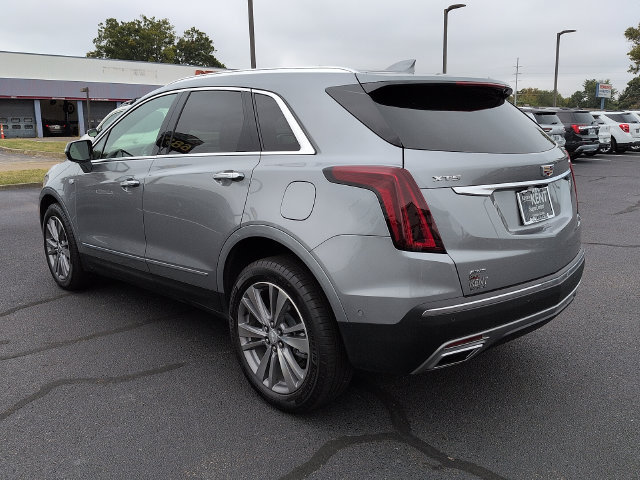 Used 2025 Cadillac XT5 Premium Luxury w/ Technology Package AWD/4WD image 5
