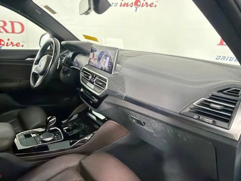 Used 2022 BMW X4 xDrive30i w/ M Sport Package 2 AWD/4WD image 17