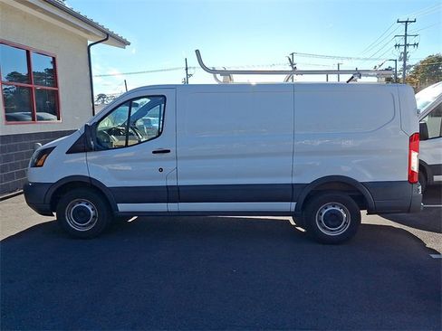 Used 2017 Ford Transit 250 130 Low Roof image 9