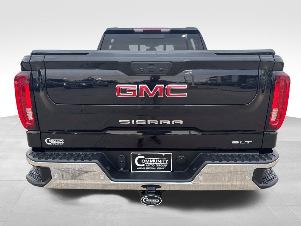 Used 2021 GMC Sierra 1500 SLT w/ SLT Premium Plus Package AWD/4WD image 5