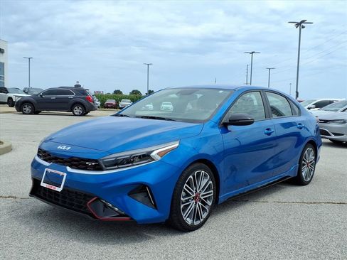 Used 2022 Kia Forte GT FWD image 9