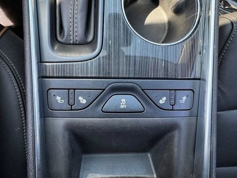 Used 2016 Chevrolet Impala LTZ FWD image 21