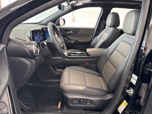 Used 2025 Chevrolet Equinox LT w/ Convenience Package II FWD image 14
