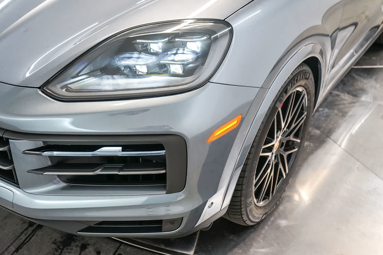 Certified 2026 Porsche Cayenne S AWD/4WD image 16