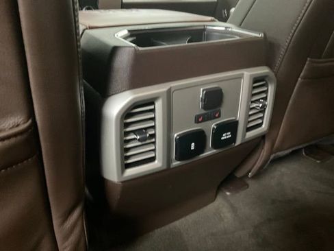 Used 2019 Ford F150 King Ranch w/ Trailer Tow Package AWD/4WD image 15